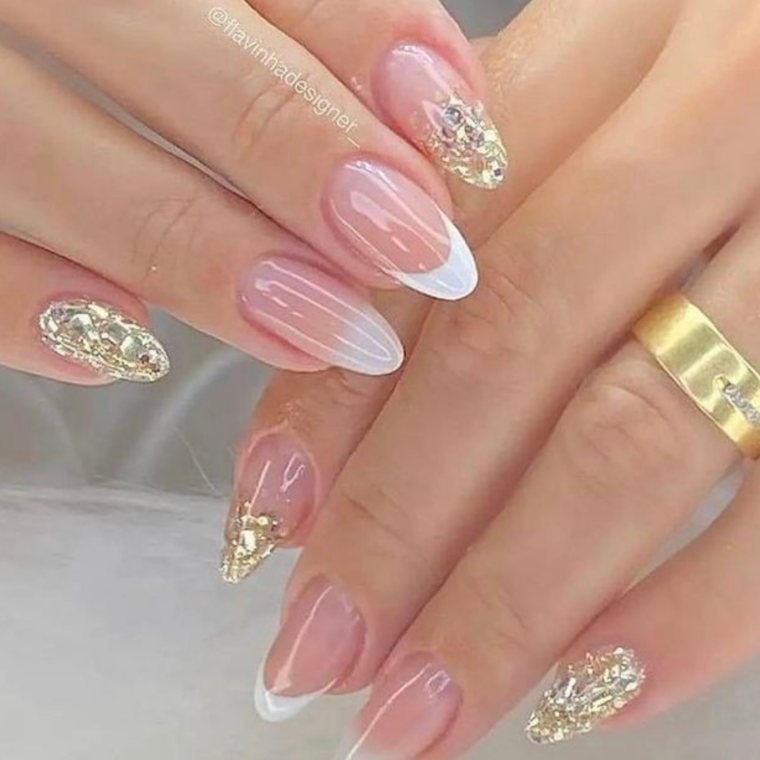 Unhas Almond Decoradas