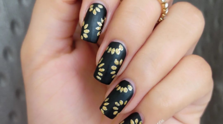 unhas-decoradas-preto-com-dourado