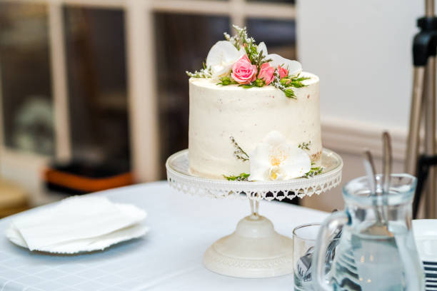 Small Wedding Cake