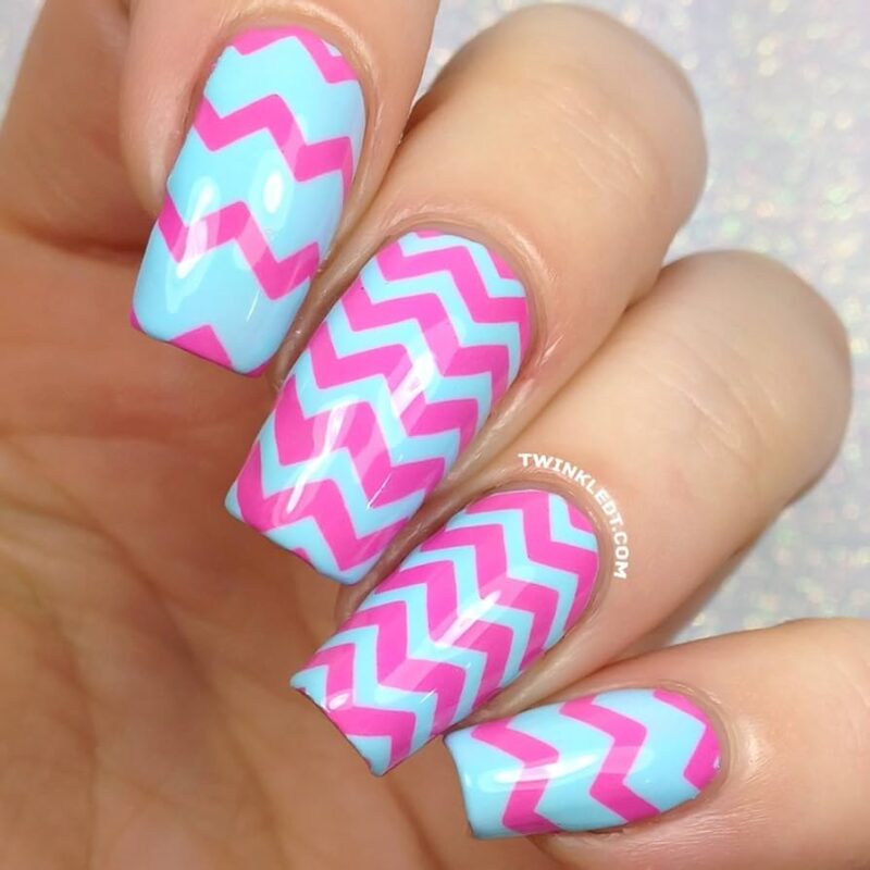 Zigzag Decorated Nail