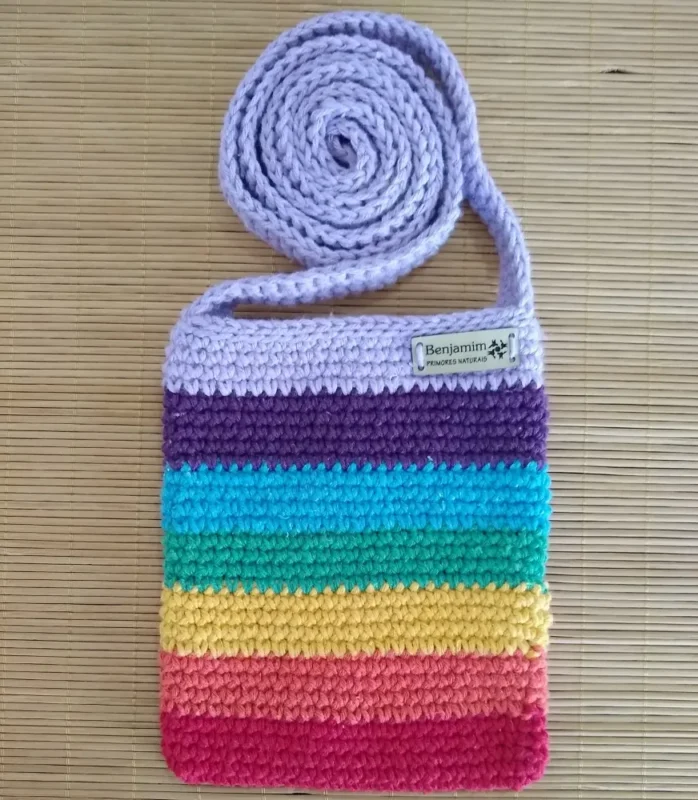 bolsa de croche arco iris