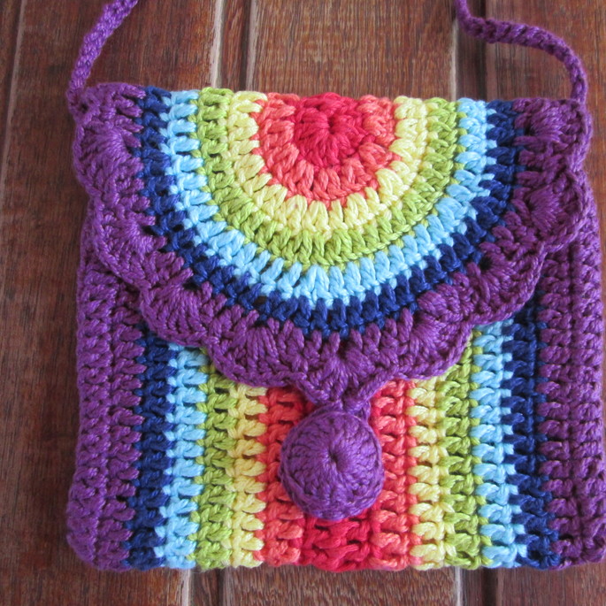 bolsa de croche arco iris