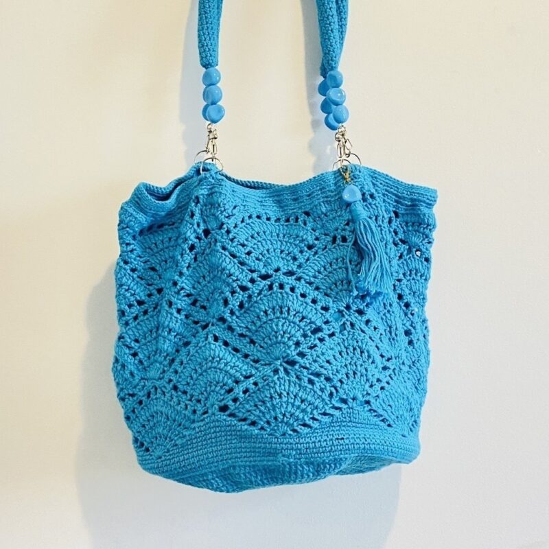 bolsa de crochê azul