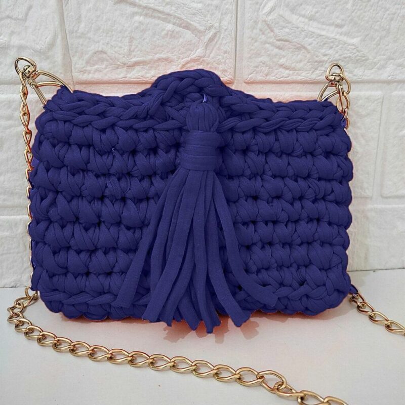 bolsa de crochê azul