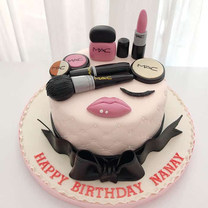 Makeup Decorated Cake