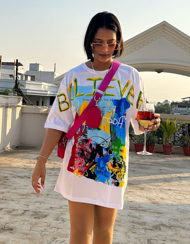 Women's Look Oversized T -Shirt