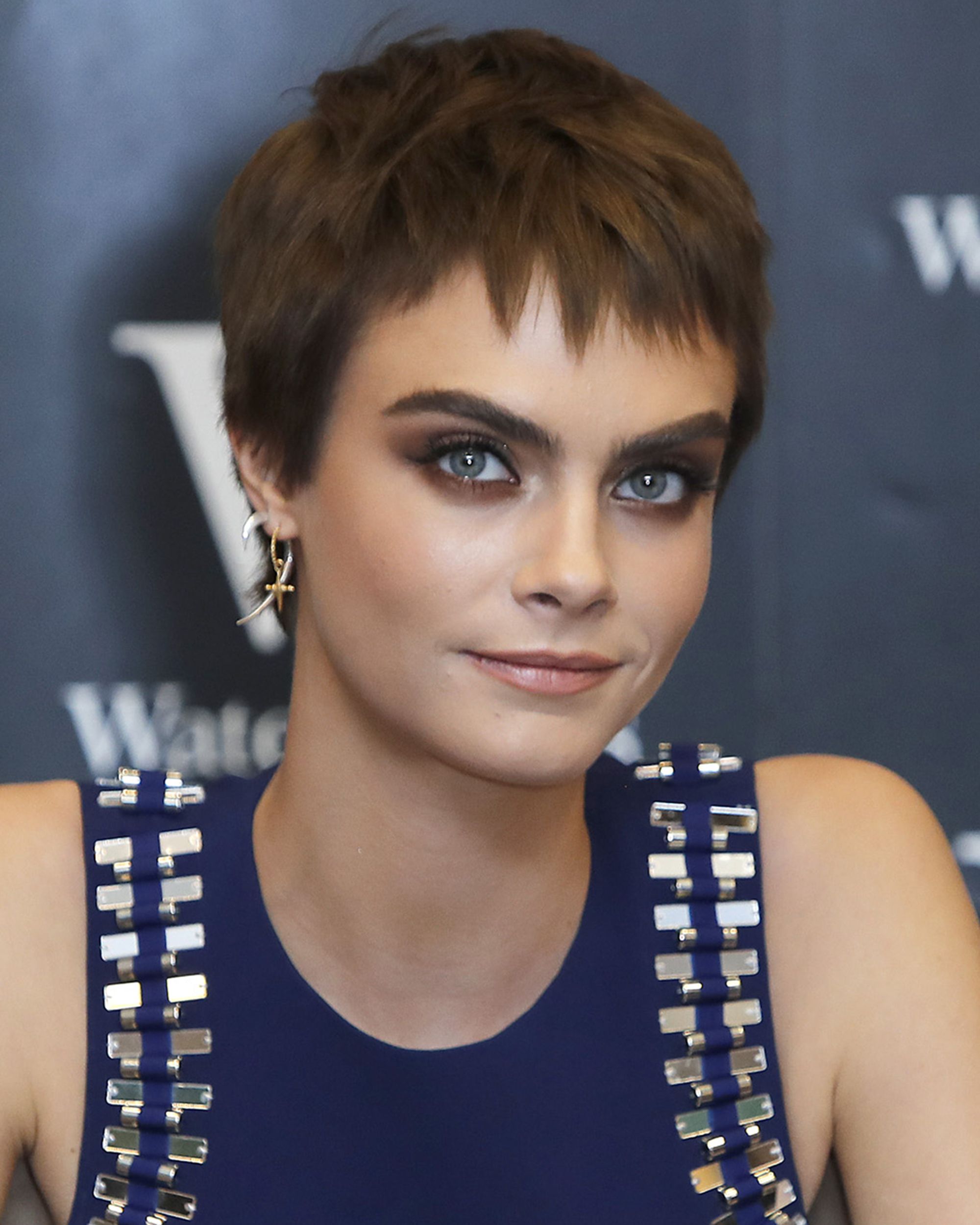 Short Haircut for Women celebrity